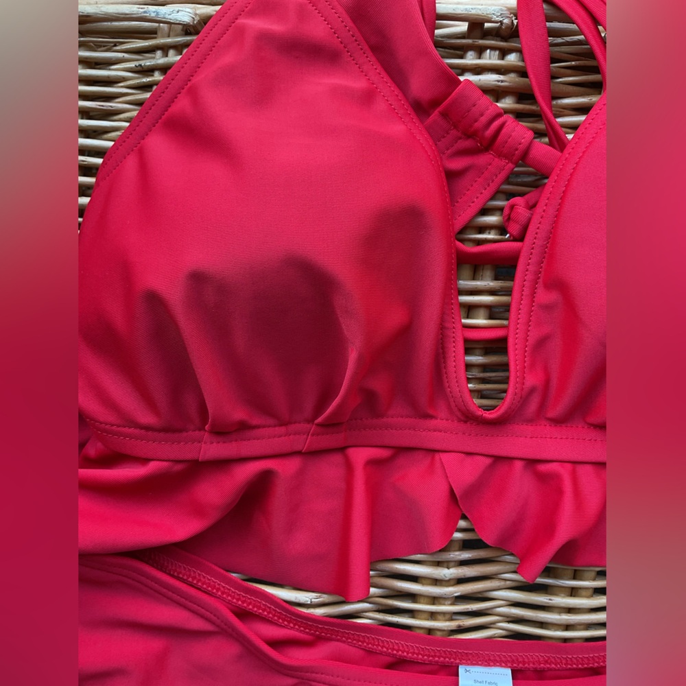 Red Bikini Set - Picture 4 of 5